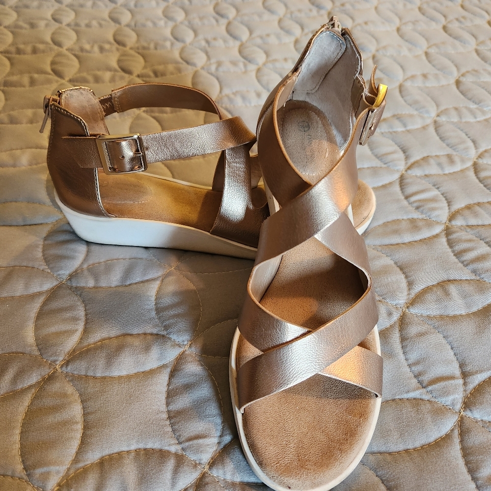 Giani Bernini sandal